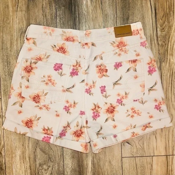 NWOT AEO 🦅 Floral Denim Mom Shorts - Picture 9 of 12